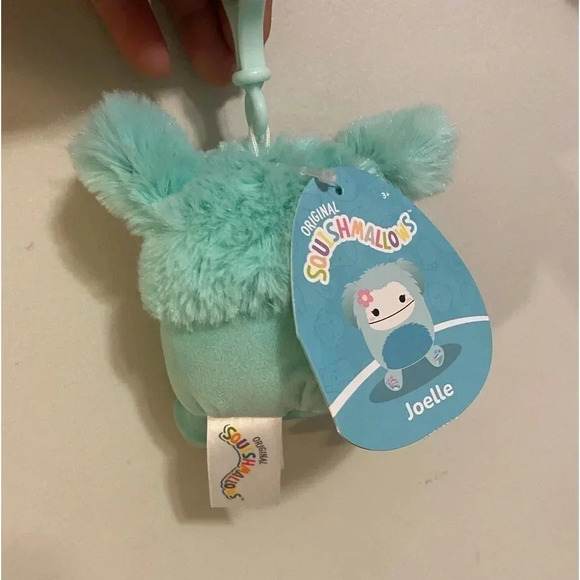 NWT Squishmallow‎ Joelle the Bigfoot Backpack Clip Charm 3" - Picture 3 of 3